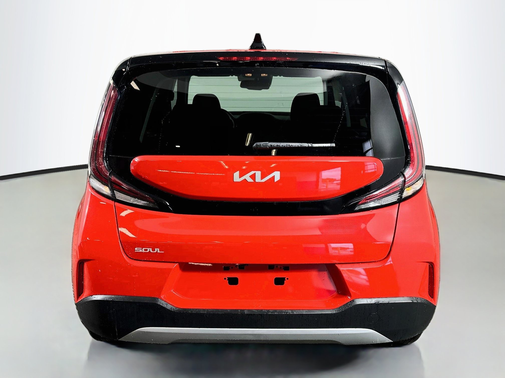 Used 2025 Kia Soul S FWD image 6