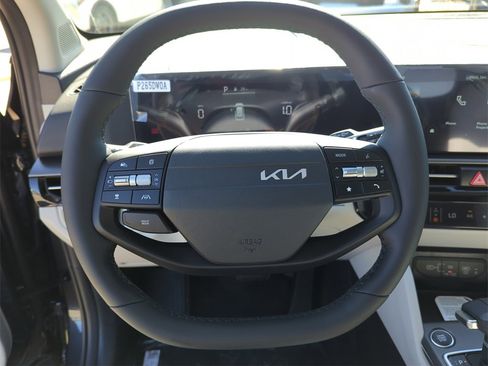 New 2026 Kia Sportage EX image 29