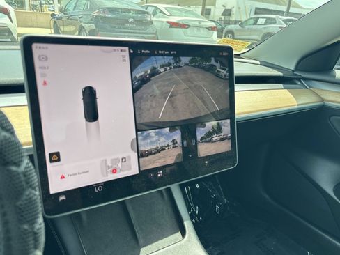 Used 2023 Tesla Model 3 Standard Range RWD image 23