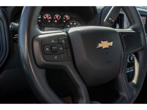 Used 2025 Chevrolet Silverado 1500 Custom image 22