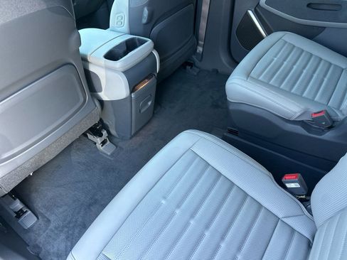 New 2026 Kia EV9 Land AWD/4WD image 12