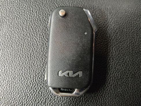 Used 2023 Kia Forte LXS FWD image 32