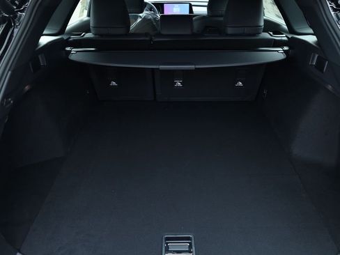 New 2026 Toyota Crown Signia image 18