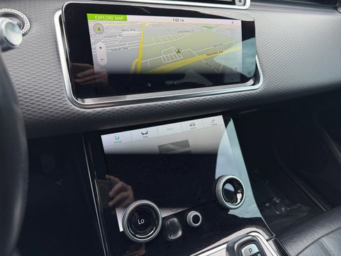 Used 2020 Land Rover Range Rover Evoque S image 12