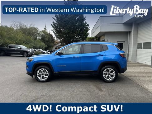 Used 2025 Jeep Compass Latitude image 8