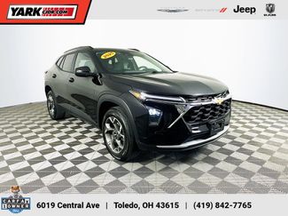 Used 2025 Chevrolet Trax LT w/ LT Convenience Package 360° Tour