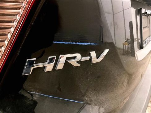 Used 2017 Honda HR-V EX image 14