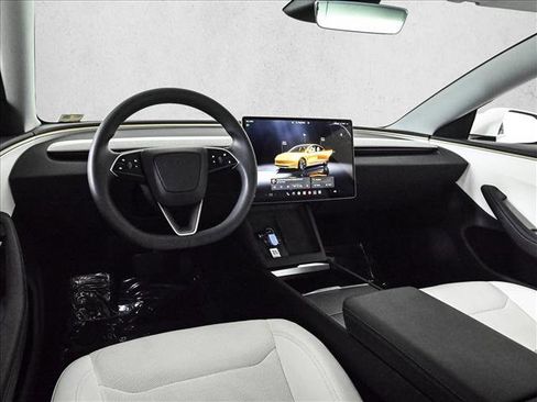 Used 2025 Tesla Model 3 Long Range RWD image 19