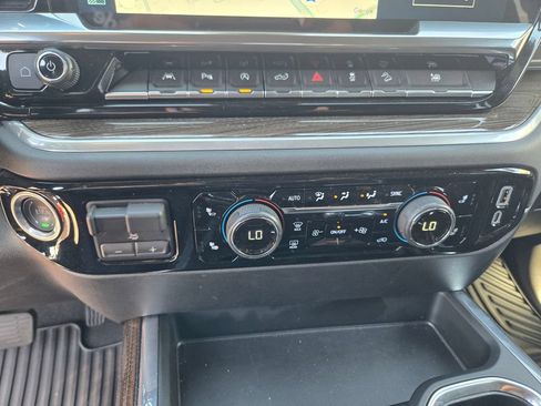 Certified 2026 Chevrolet Silverado 1500 LT w/ Z71 Off-Road Package AWD/4WD image 15