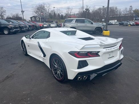 Used 2023 Chevrolet Corvette Stingray Premium Conv w/ Z51 Performance Package image 3
