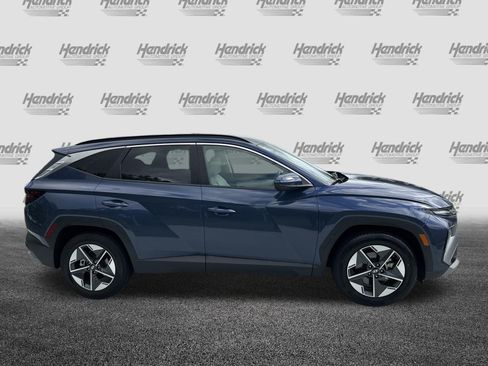 Used 2025 Hyundai Tucson SEL FWD image 11
