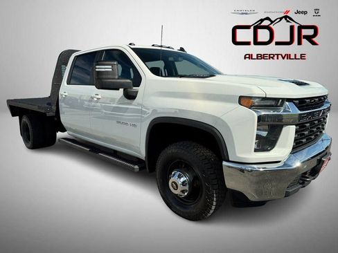 Used 2021 Chevrolet Silverado 3500 LT w/ Snow Plow Prep Package AWD/4WD image 1