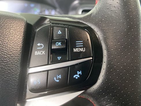 Used 2023 Ford Explorer ST-Line image 9