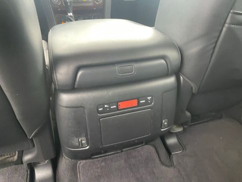 Used 2018 Nissan Armada SL w/ Premium Package image 25