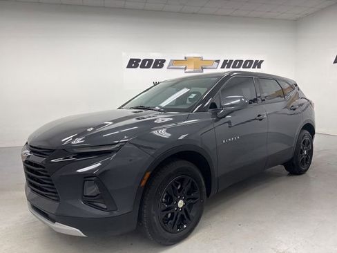 Used 2021 Chevrolet Blazer LT FWD image 1