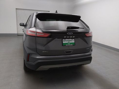 Used 2023 Ford Edge SEL image 6