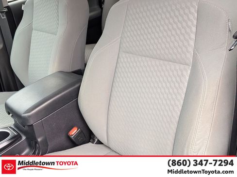 Certified 2021 Toyota Tacoma SR AWD/4WD image 13