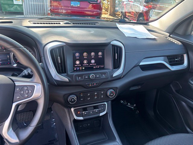 Used 2024 GMC Terrain SLE AWD/4WD image 23