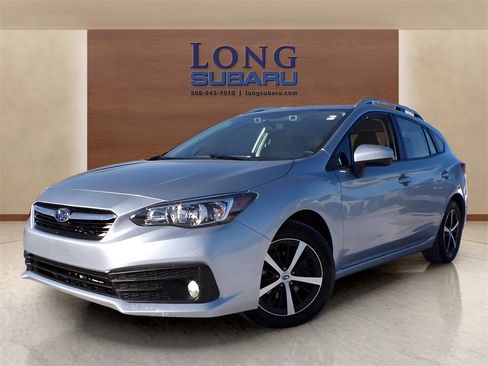 Used 2023 Subaru Impreza Premium image 1