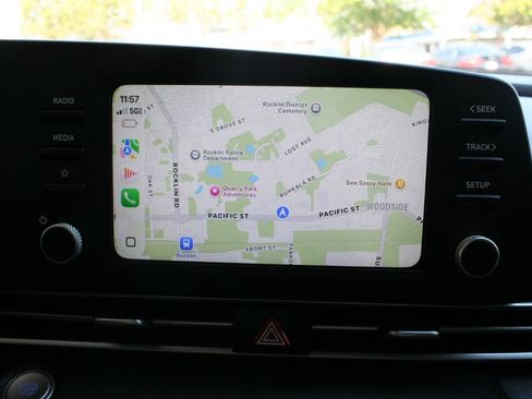Used 2021 Hyundai Elantra SEL FWD image 19