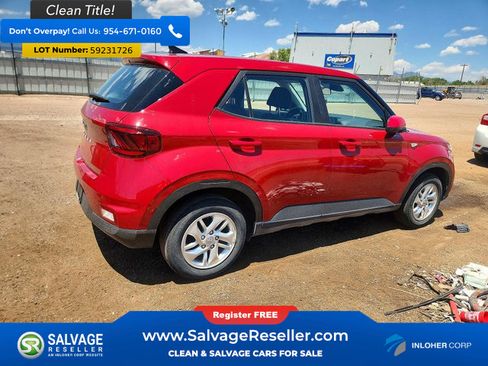 Used 2022 Hyundai Venue SE FWD image 4
