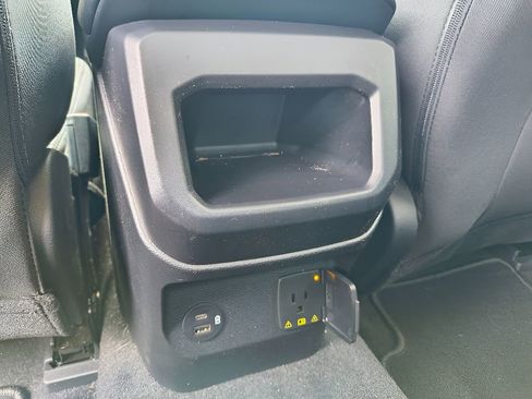 Used 2024 Ford Ranger XLT w/ Advanced Towing Package image 30