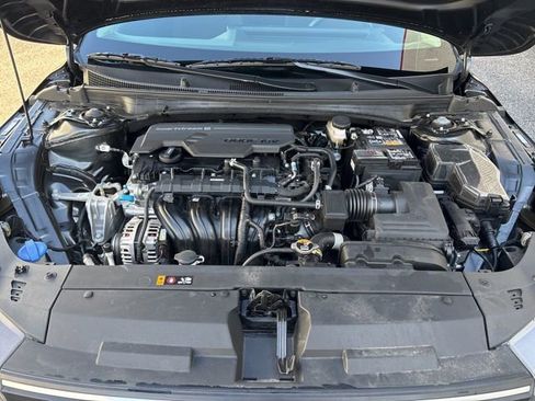 Certified 2025 Kia K4 FWD image 32