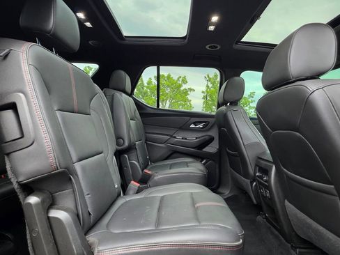 Used 2023 Chevrolet Traverse RS AWD/4WD image 30