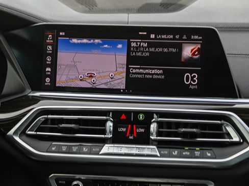 Used 2019 BMW X5 xDrive40i w/ Convenience Package AWD/4WD image 14