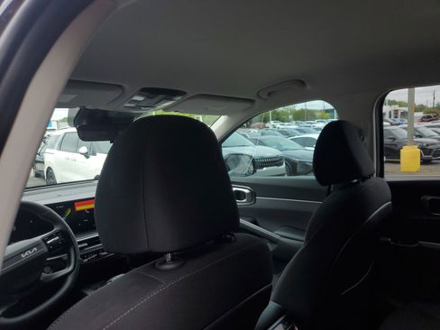 New 2026 Kia Sorento LX image 11