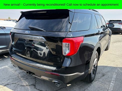 Used 2023 Ford Explorer XLT w/ Equipment Group 202A image 6