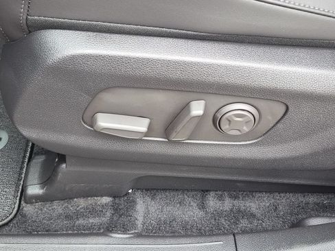 New 2026 Kia Carnival SX FWD image 36