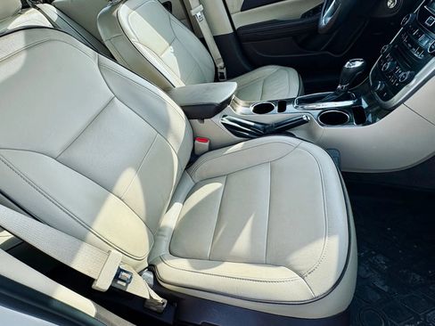 Used 2014 Chevrolet Malibu LTZ image 16