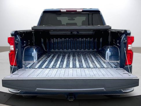Used 2021 Chevrolet Silverado 1500 Custom AWD/4WD image 25
