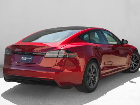 Used 2023 Tesla Model S Standard Range AWD/4WD image 3