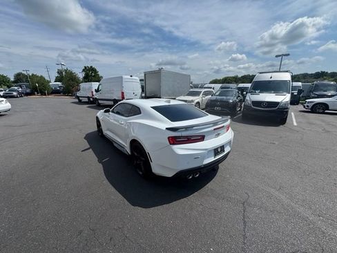 Used 2016 Chevrolet Camaro SS RWD image 15