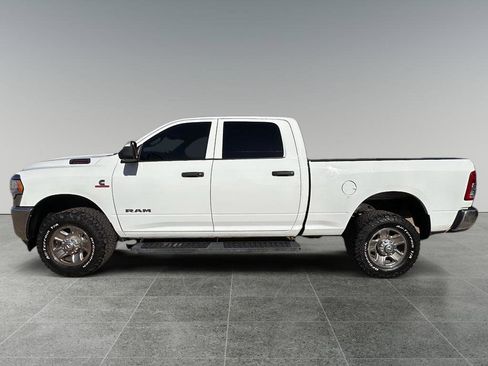 Used 2022 RAM 2500 Tradesman w/ Chrome Appearance Group image 5