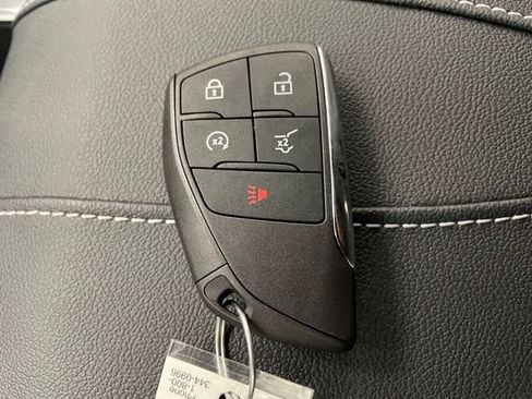 New 2026 Chevrolet Traverse LT w/ Driver Confidence Package image 23