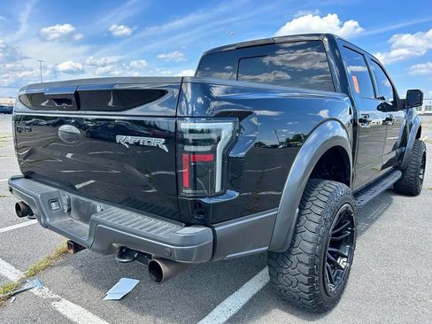 Used 2017 Ford F150 Raptor w/ Equipment Group 802A Luxury AWD/4WD image 4