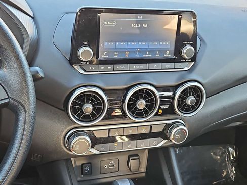 Used 2024 Nissan Sentra S image 41