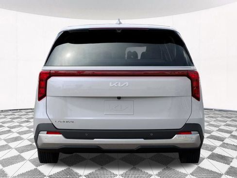 New 2026 Kia Carnival LX FWD image 18