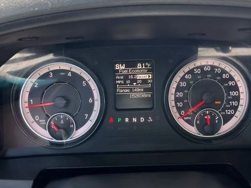 Used 2017 RAM 1500 Classic SLT AWD/4WD image 15