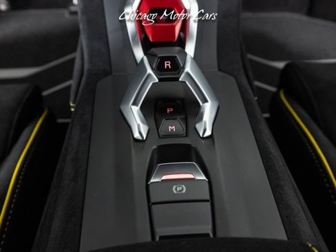 Used 2024 Lamborghini Huracan STO image 40