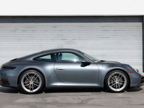 Certified 2025 Porsche 911 Carrera image 8