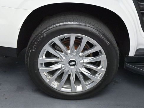 Used 2023 Cadillac Escalade Premium Luxury AWD/4WD image 42