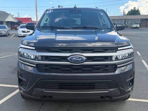 Used 2023 Ford Expedition Max XLT AWD/4WD image 10