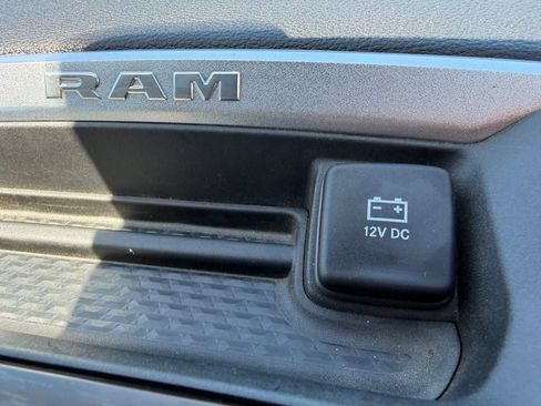 Used 2024 RAM 2500 Laramie w/ Safety Group AWD/4WD image 29