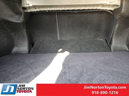 Used 2023 Toyota Camry SE FWD image 31