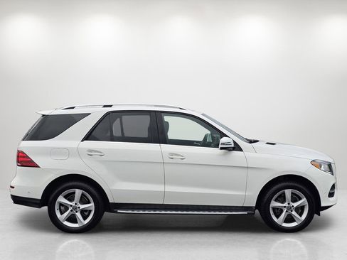 Used 2018 Mercedes-Benz GLE 350 image 4