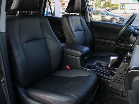 Used 2022 Toyota 4Runner TRD Pro AWD/4WD image 19
